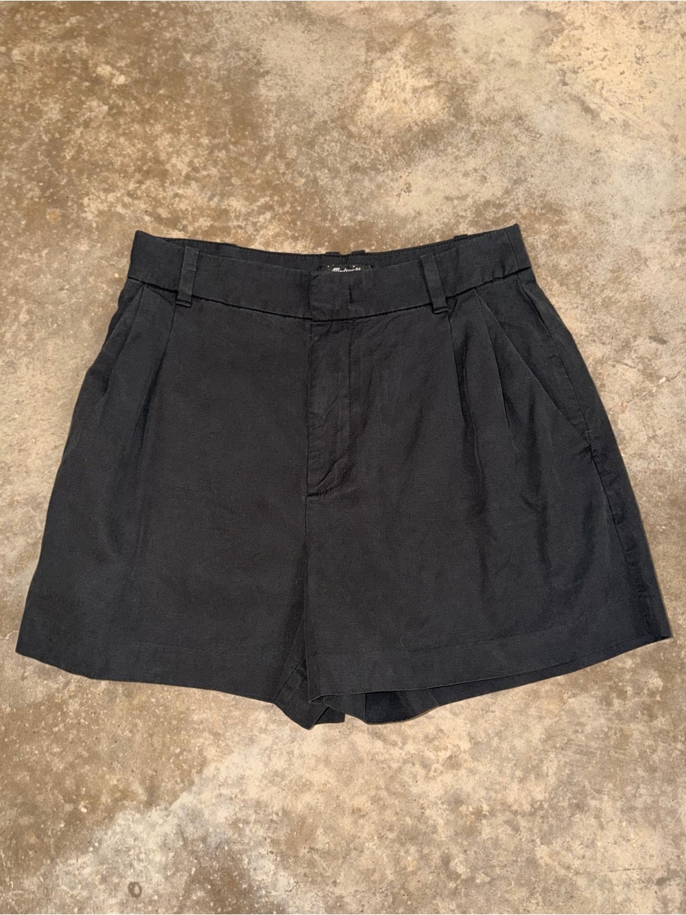 Madewell Black High Rise Pleated Shorts Lyocell Linen Game Day Size 6